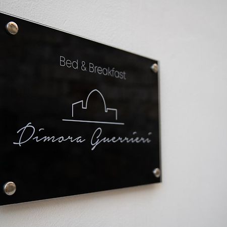 Camera Doppia Letti Singoli Senza Finestra Dimora Guerrieri Apartment Brindisi Exterior foto